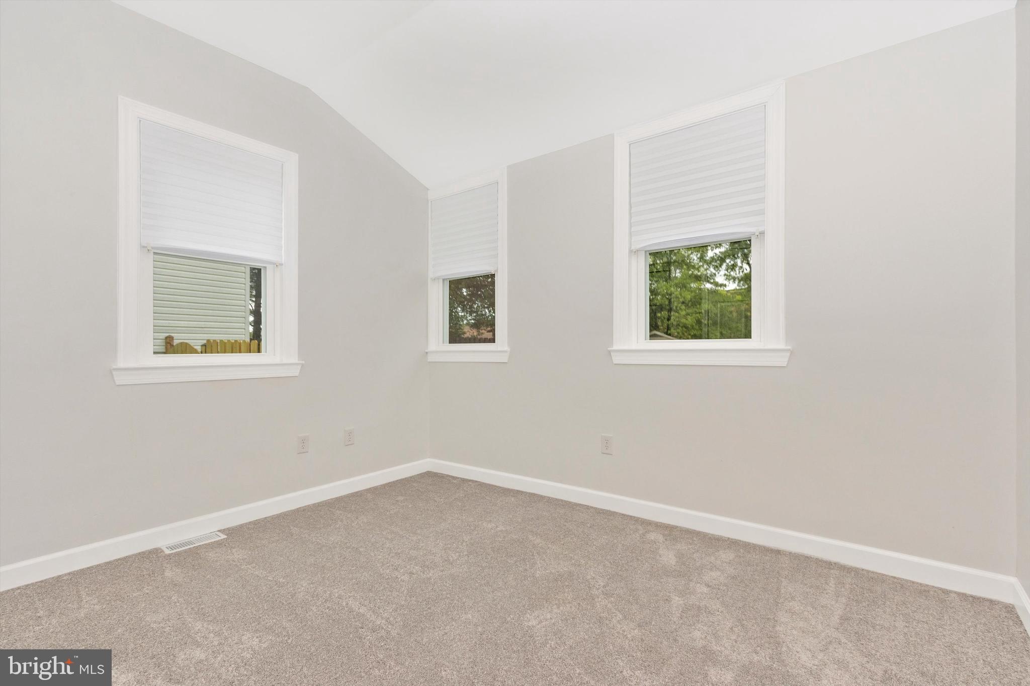 OAKCREST HOMES - Residential