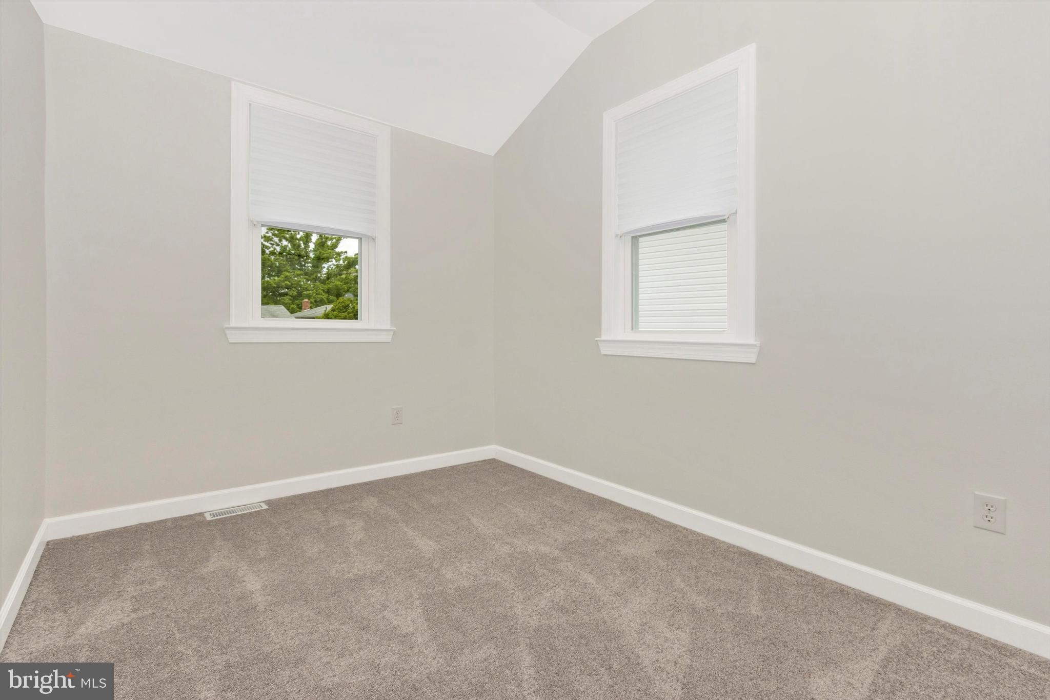 OAKCREST HOMES - Residential