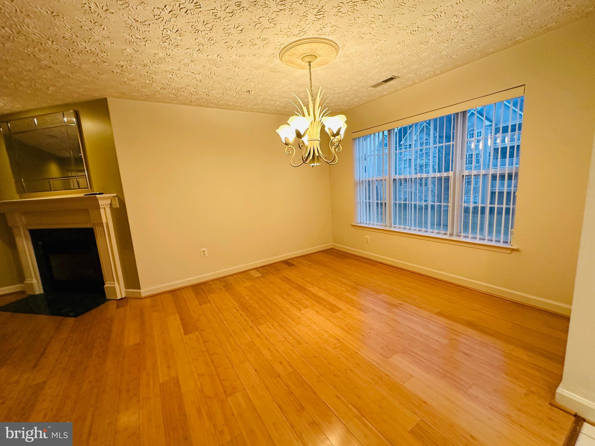 SPRING RIDGE - Residential Lease