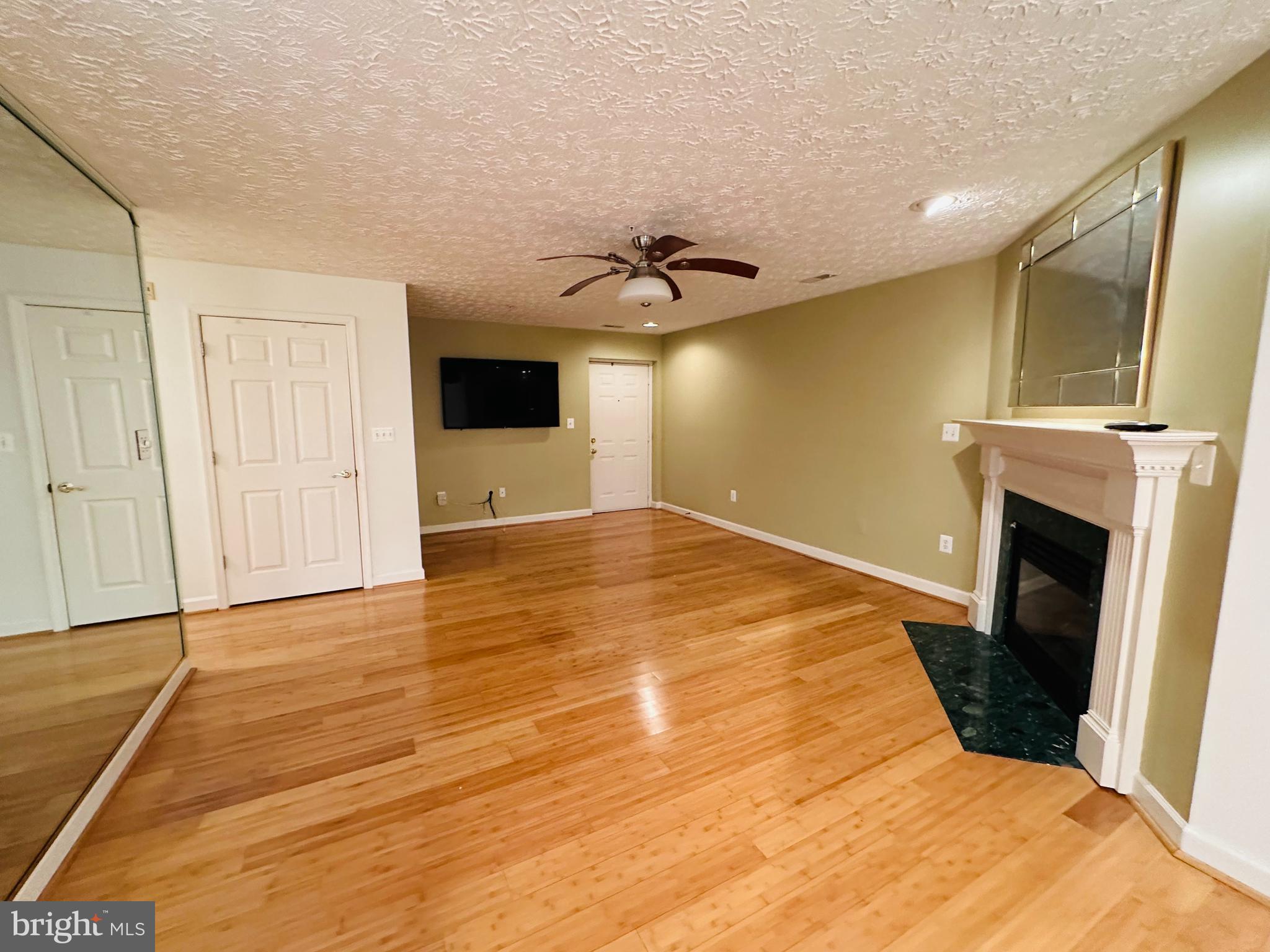 SPRING RIDGE - Residential Lease