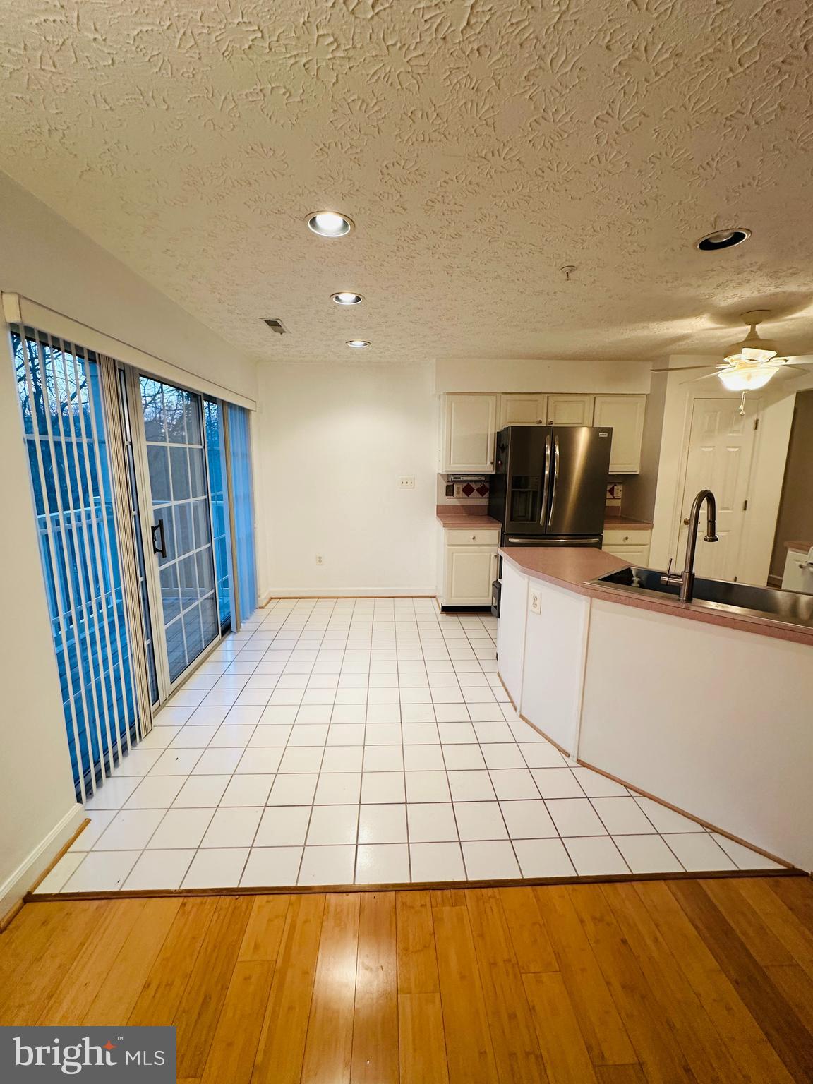 SPRING RIDGE - Residential Lease