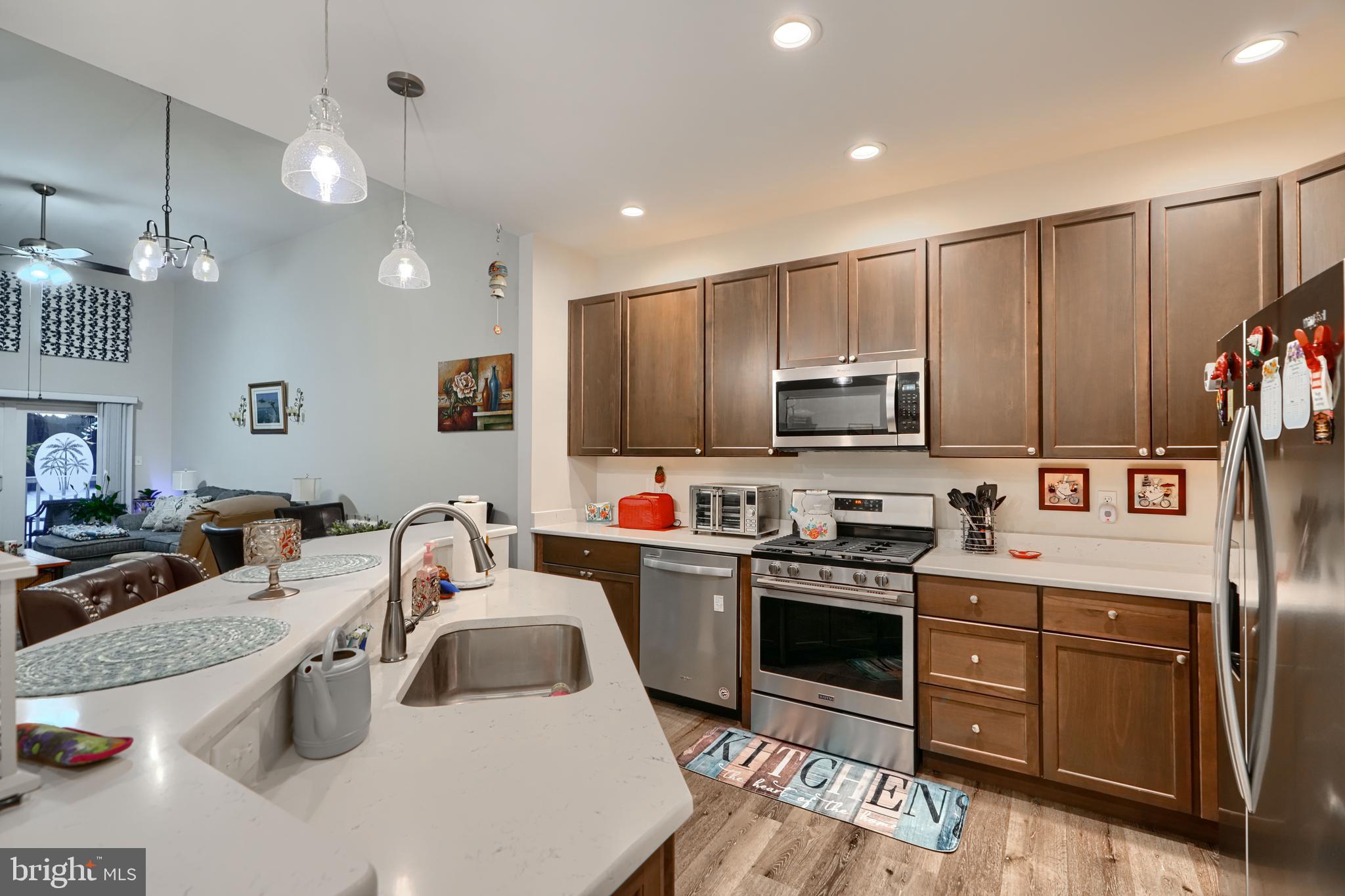 231 ROUNDHOUSE DRIVE 3E