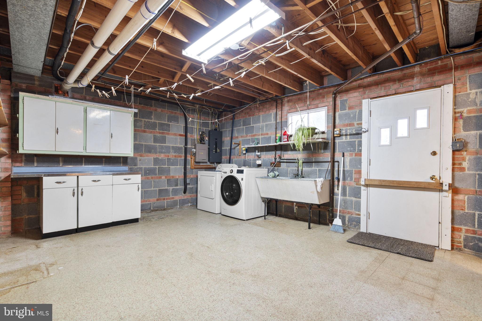 WESTWOOD PARK - Residential