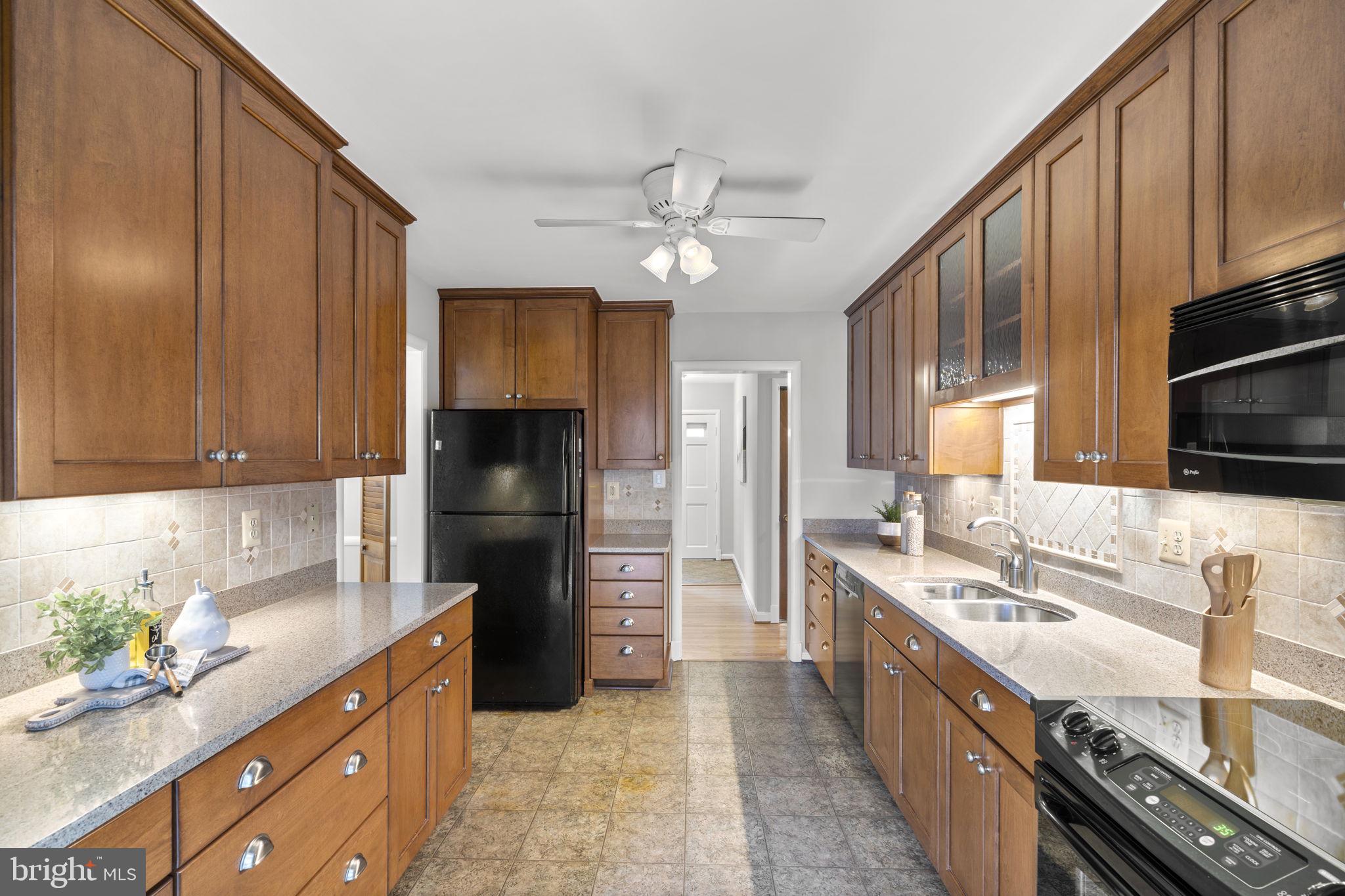 WESTWOOD PARK - Residential