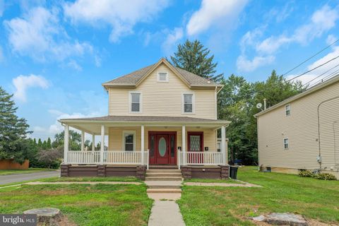 231 W WASHINGTON AVENUE 2ND FLOOR MAGNOLIA NJ 08049
