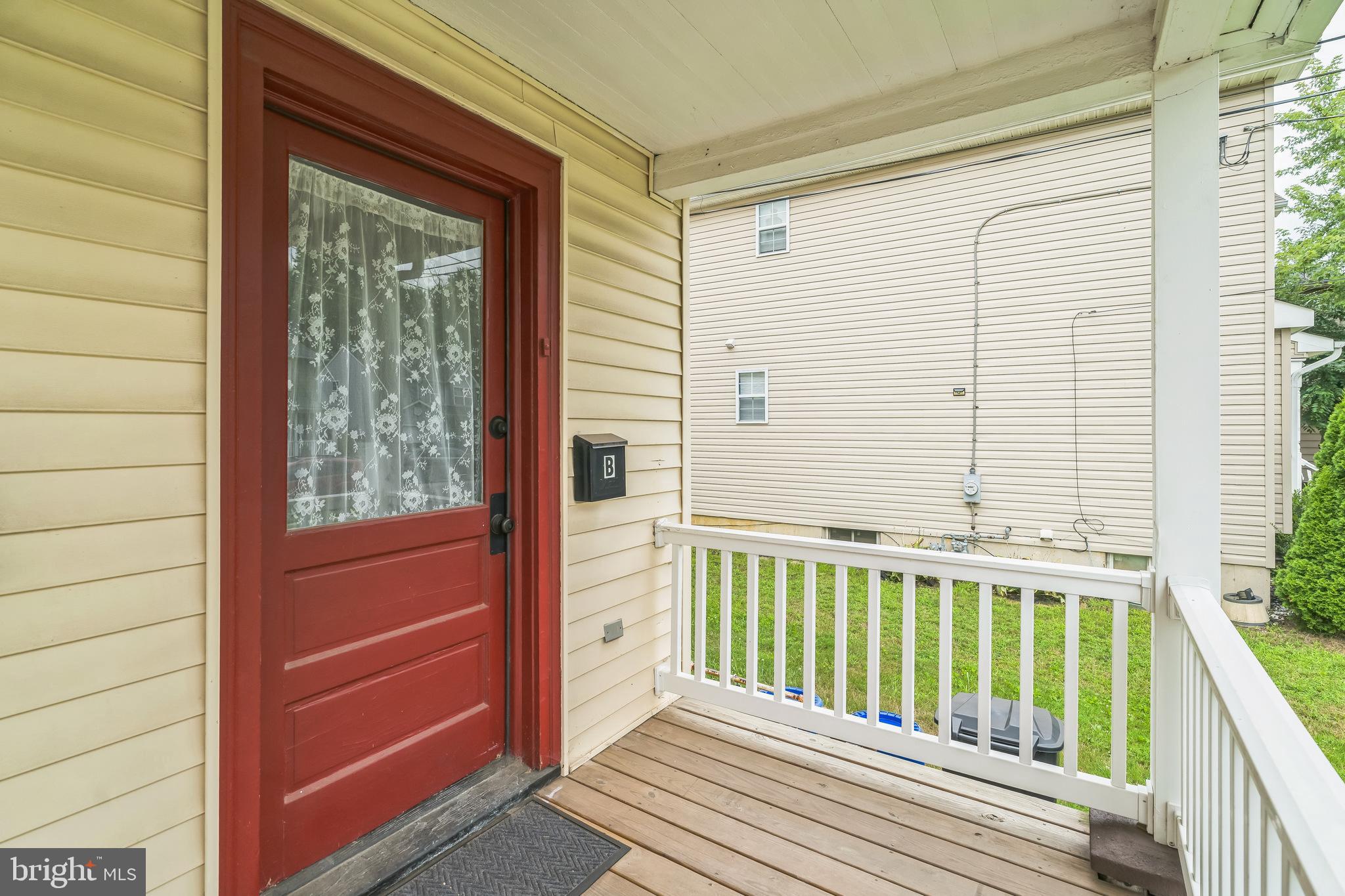 231 W WASHINGTON AVENUE 2ND FLOOR