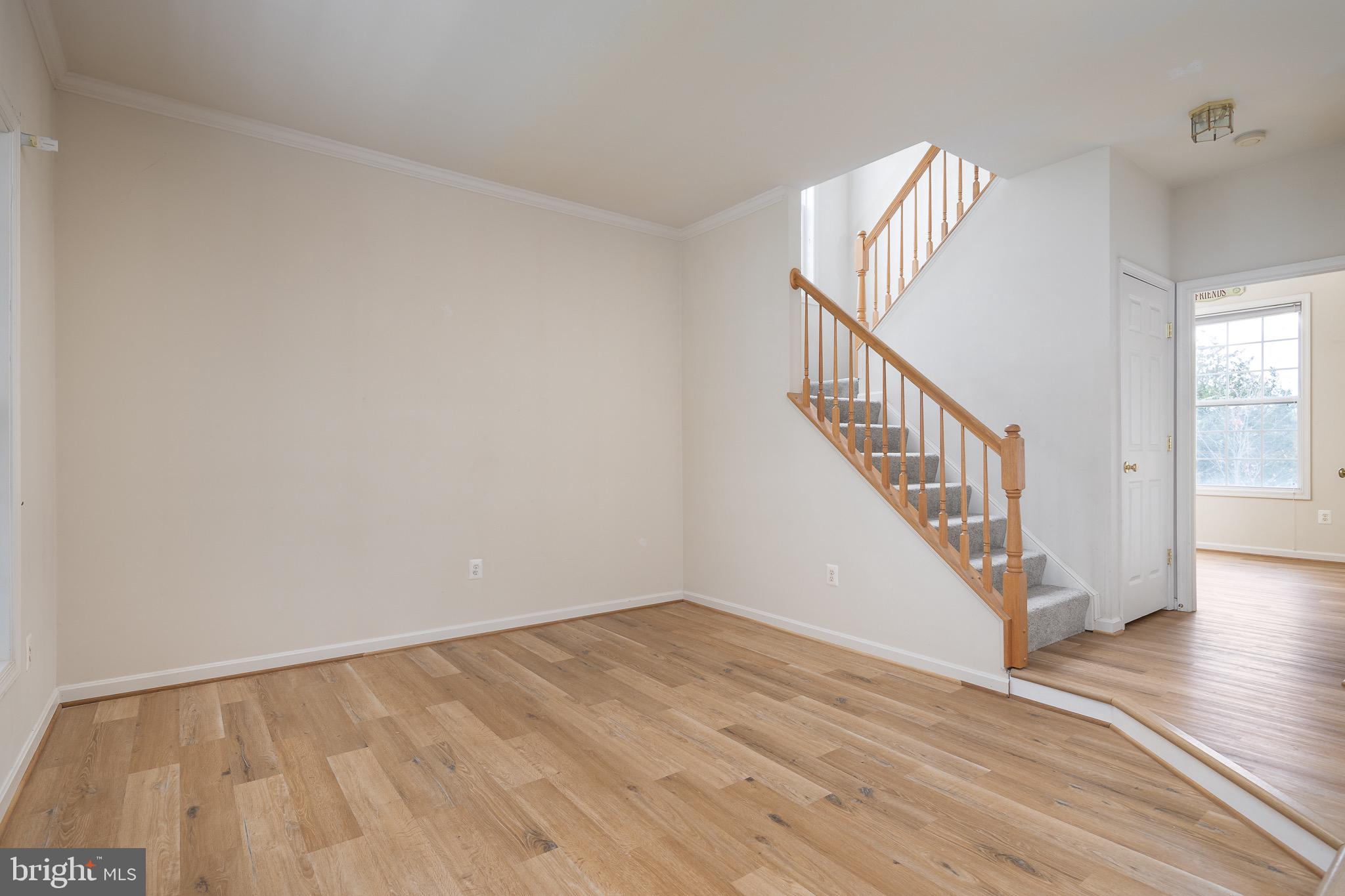 LAURIANNE WOODS - Residential