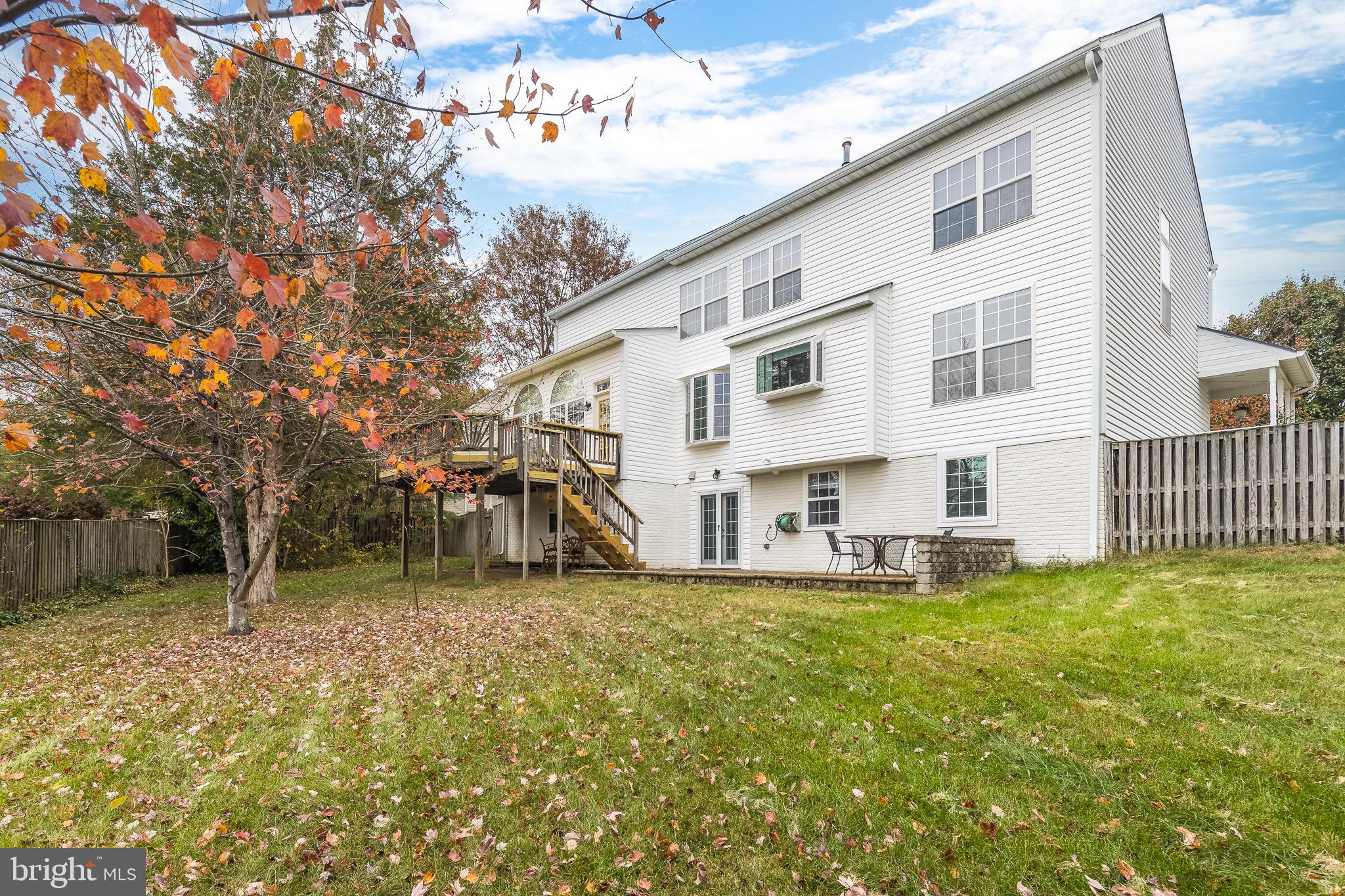 LAURIANNE WOODS - Residential