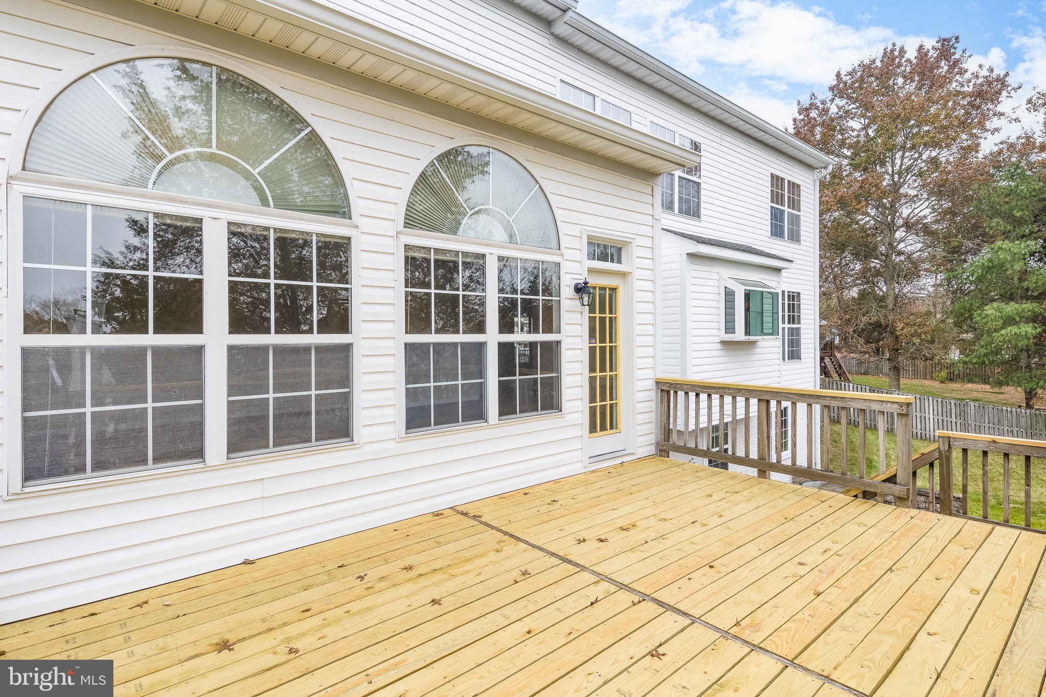 LAURIANNE WOODS - Residential