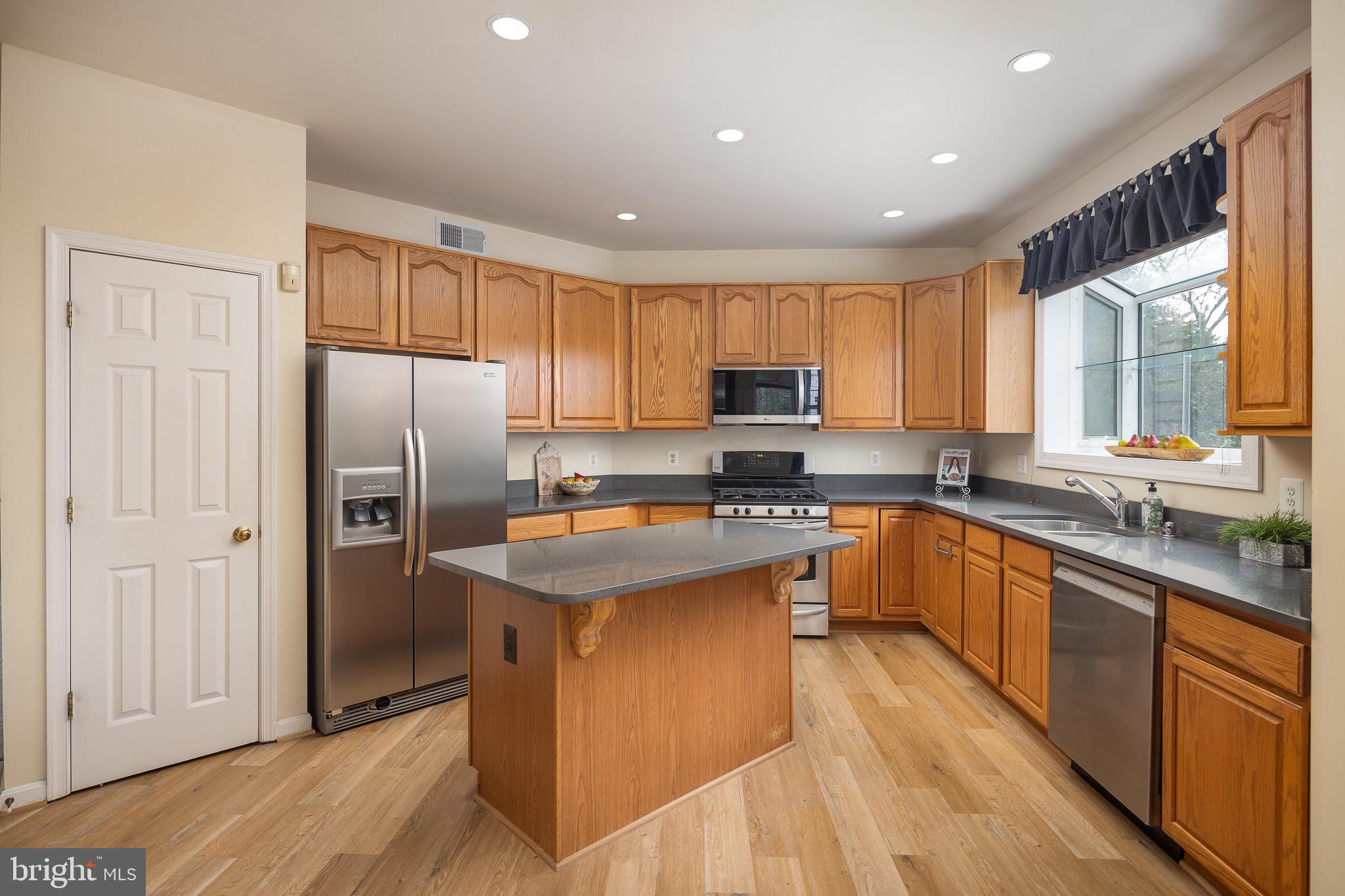 LAURIANNE WOODS - Residential