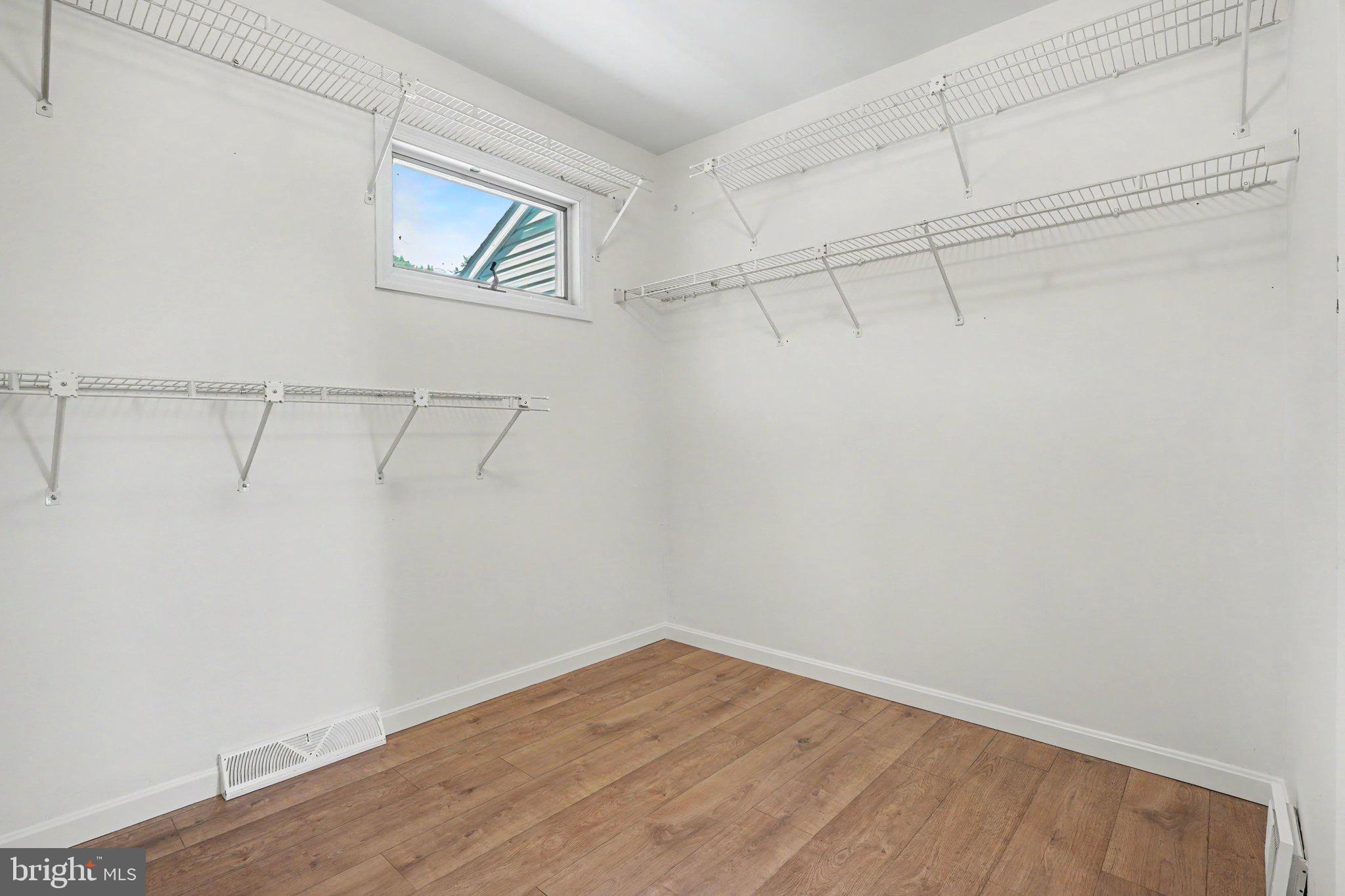BEACON HILL - Residential