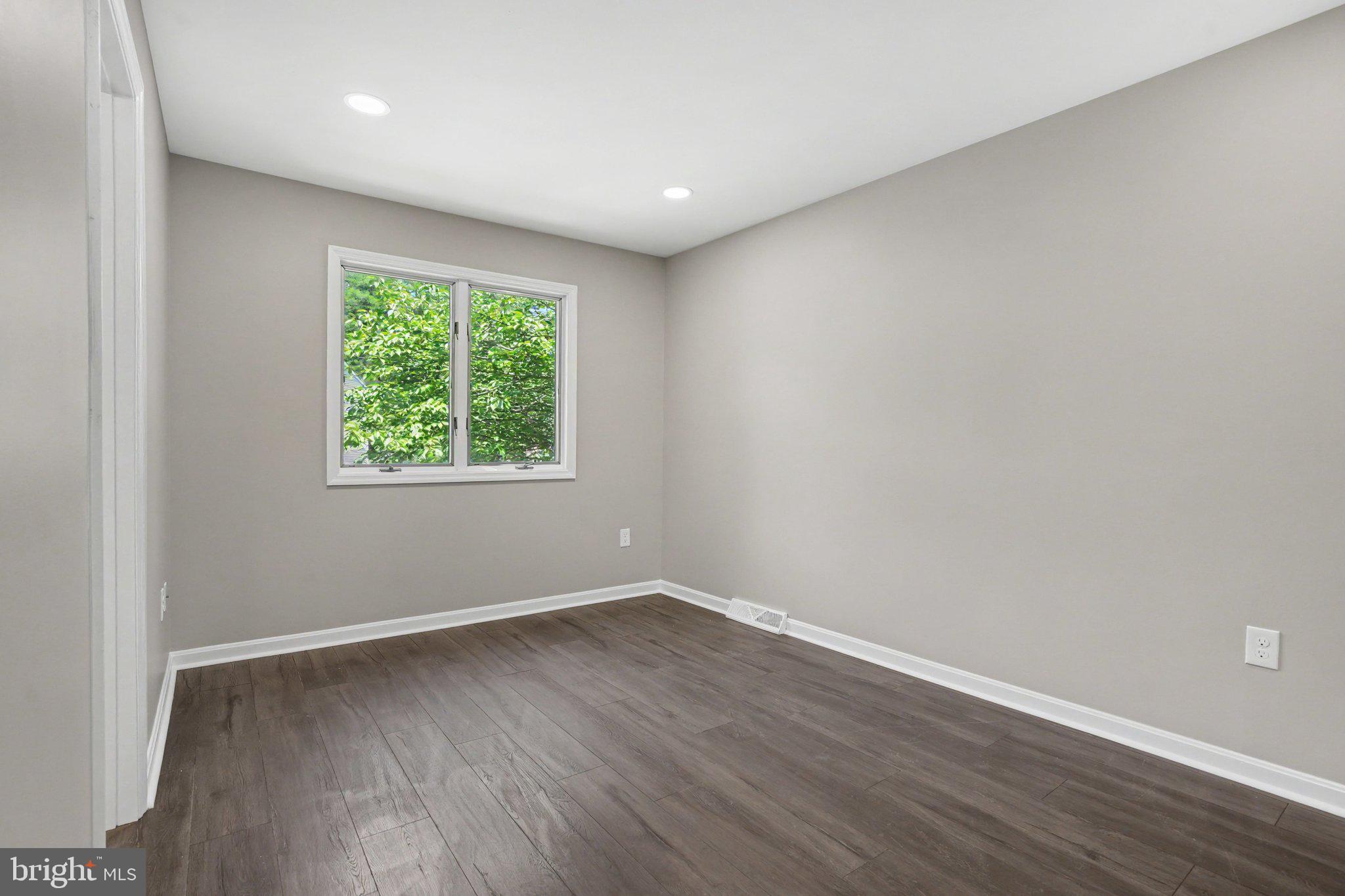 BEACON HILL - Residential