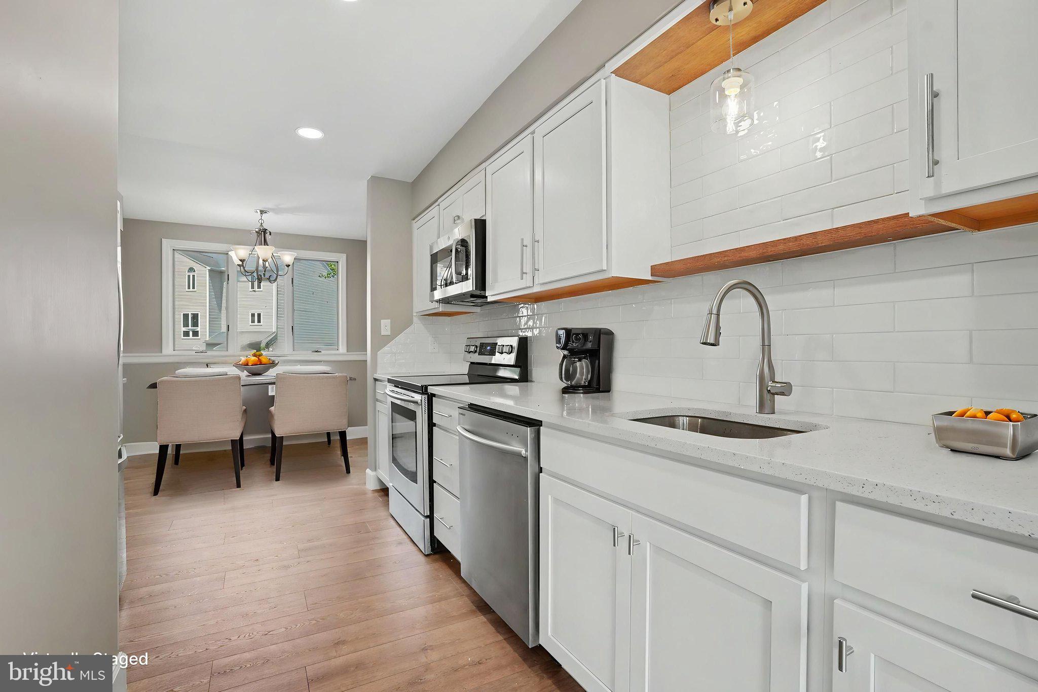 BEACON HILL - Residential