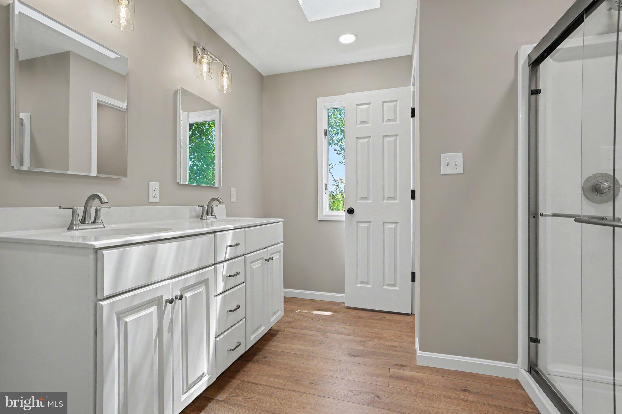 BEACON HILL - Residential