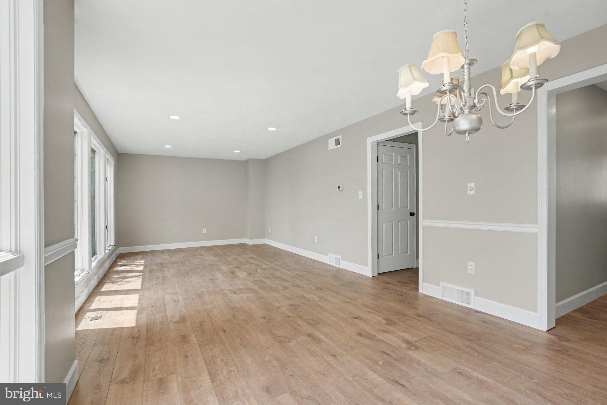BEACON HILL - Residential