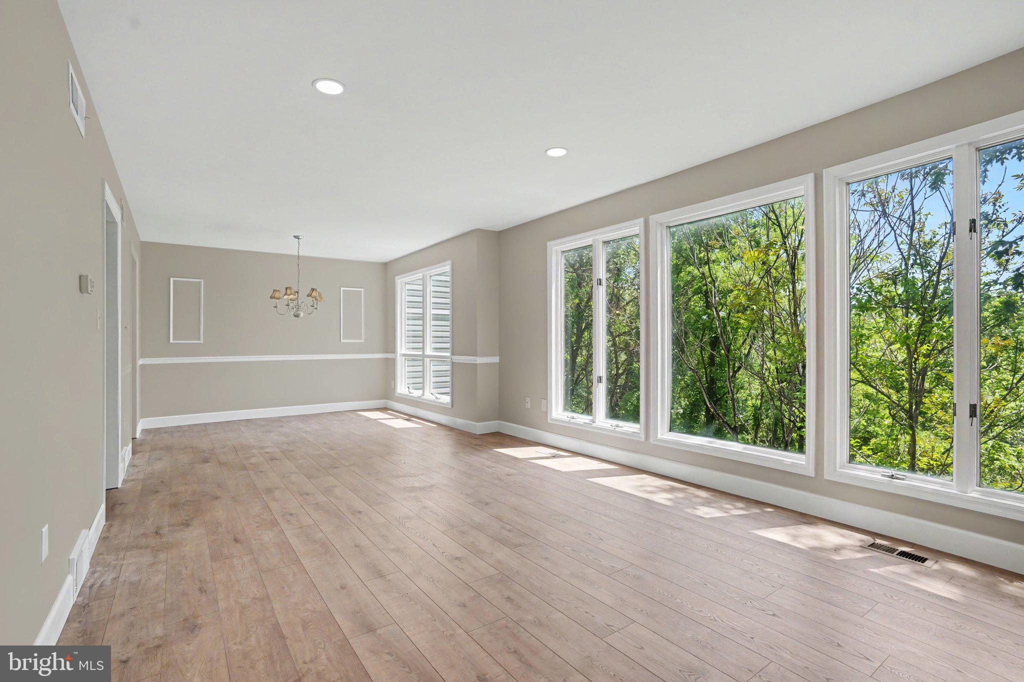BEACON HILL - Residential