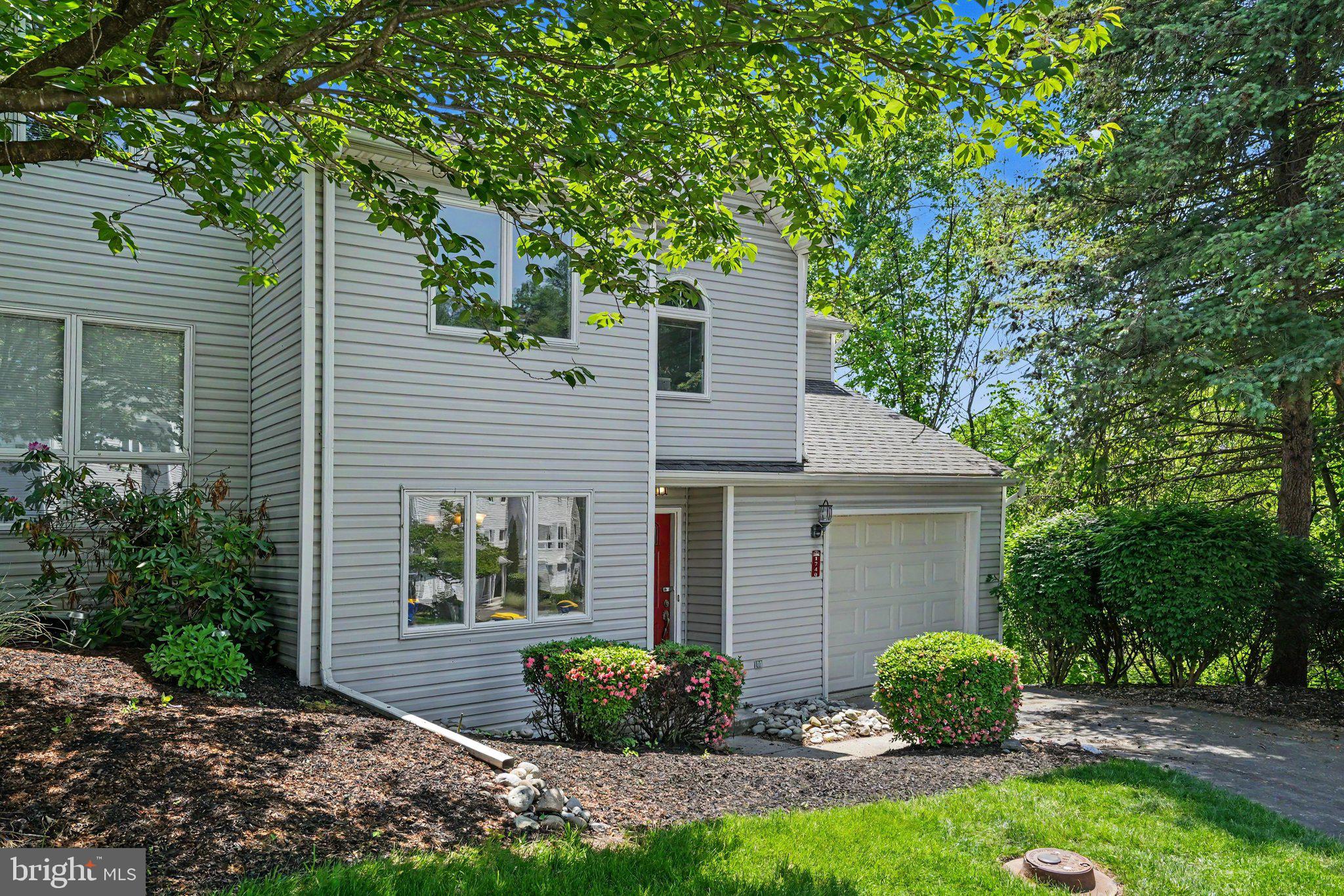 BEACON HILL - Residential