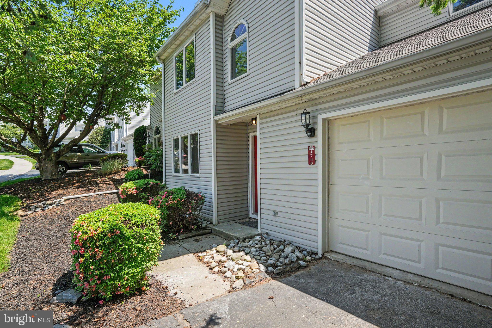 BEACON HILL - Residential