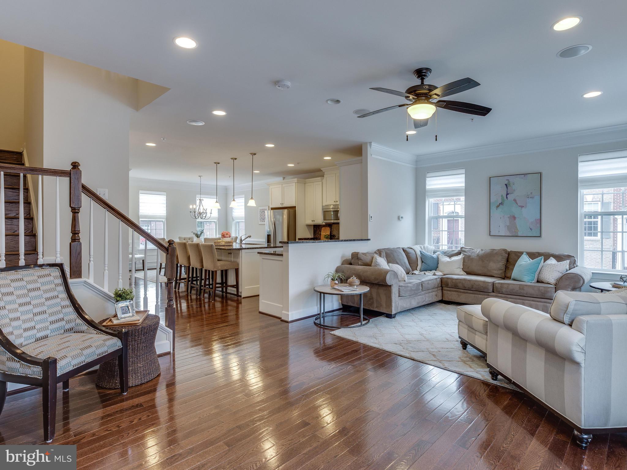 JAGUAR/YORKTOWN - Residential