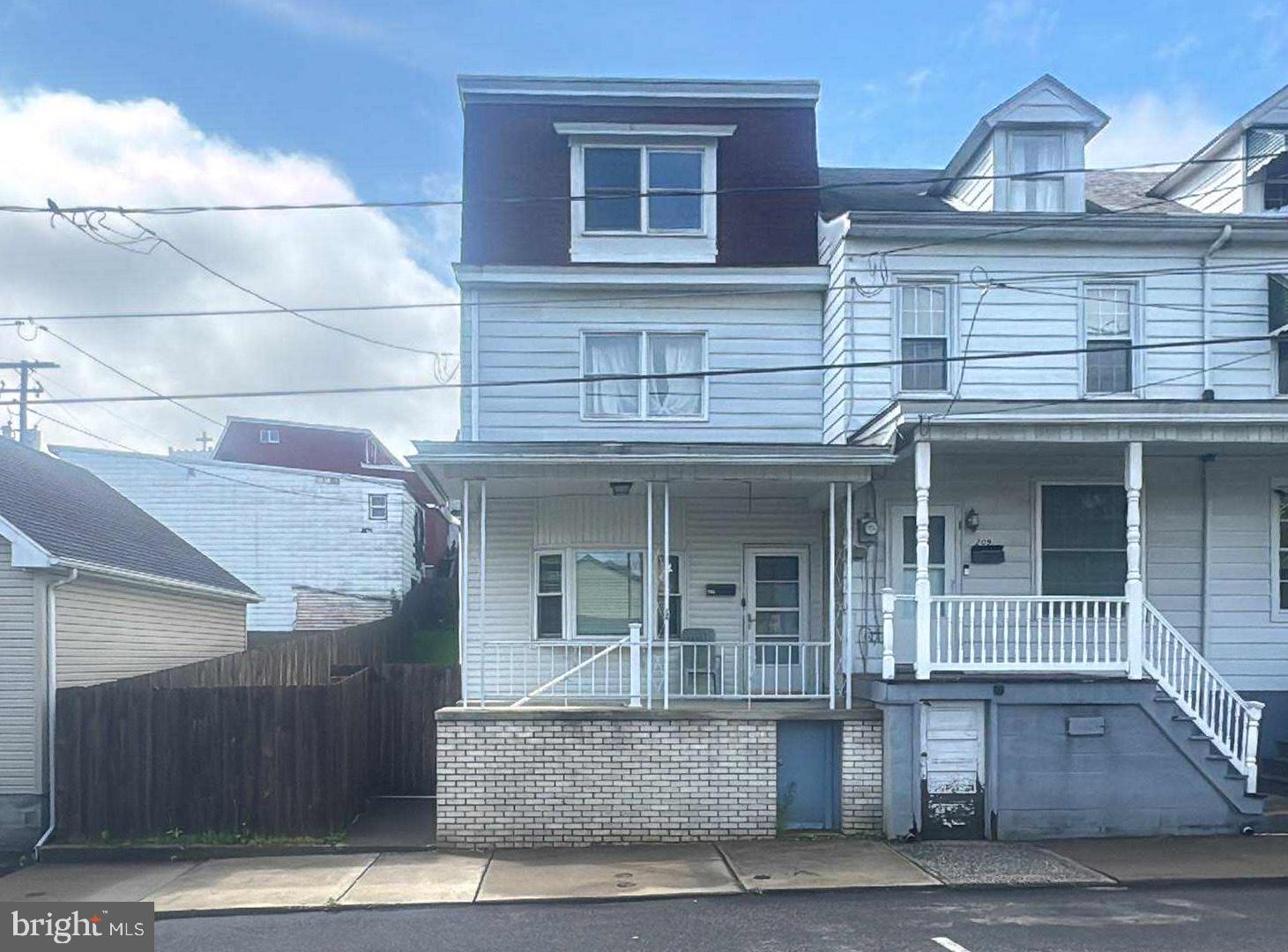 MINERSVILLE - Residential