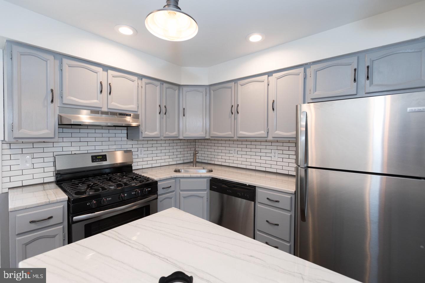 FISHTOWN - Residential Lease