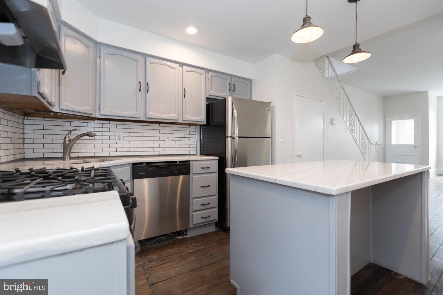 FISHTOWN - Residential Lease