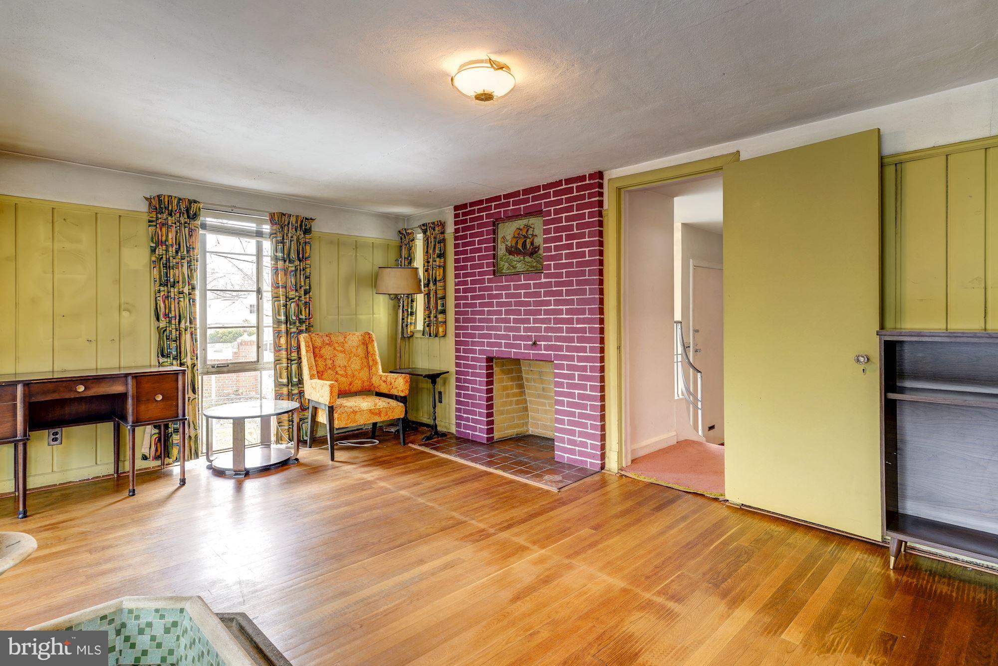 CHEVY CHASE - Residential