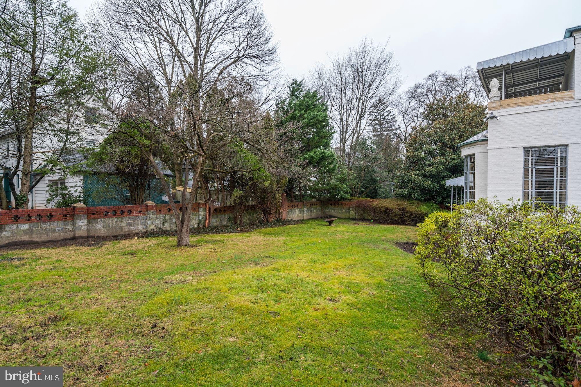 CHEVY CHASE - Residential