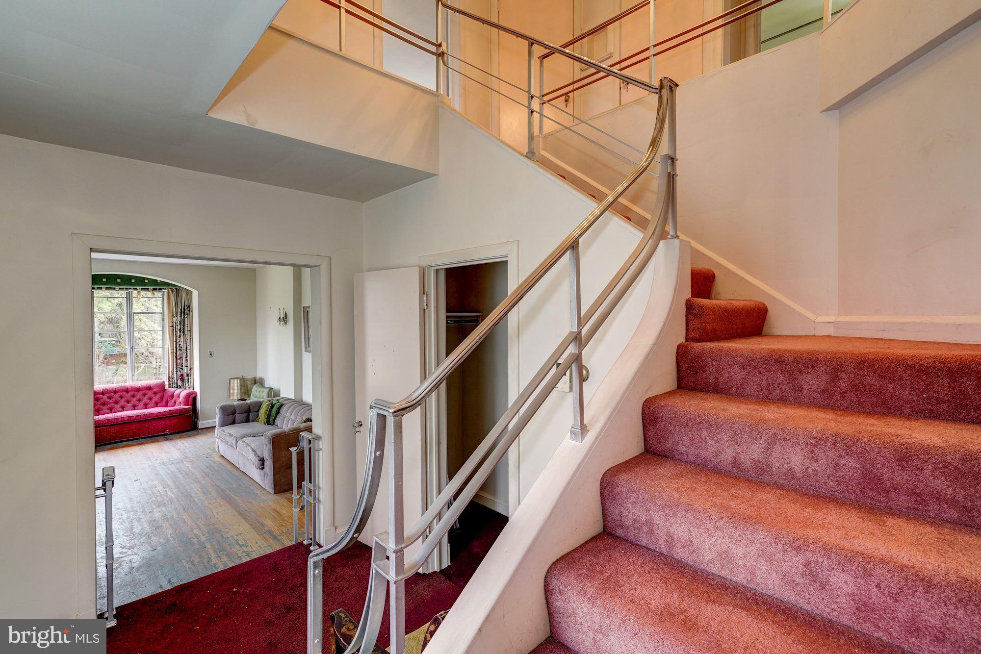 CHEVY CHASE - Residential