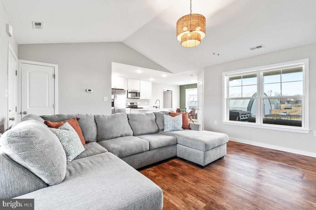 HARVEST GLEN - Residential