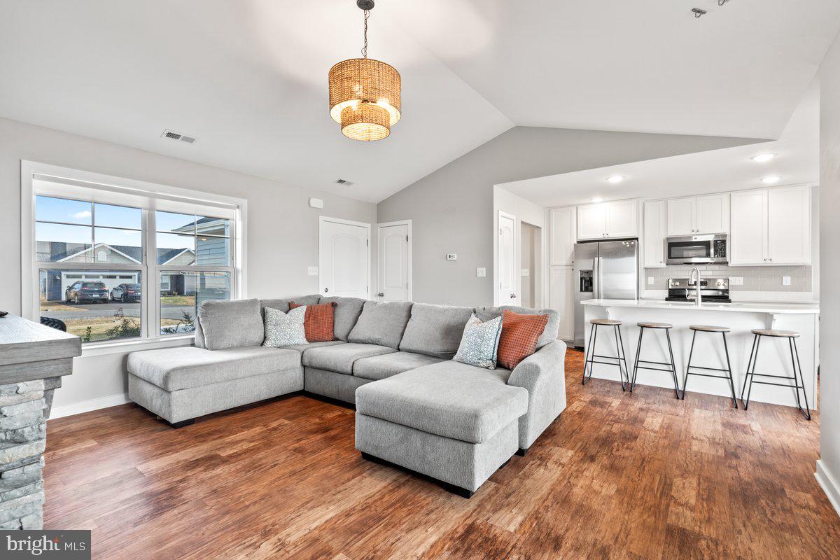 HARVEST GLEN - Residential