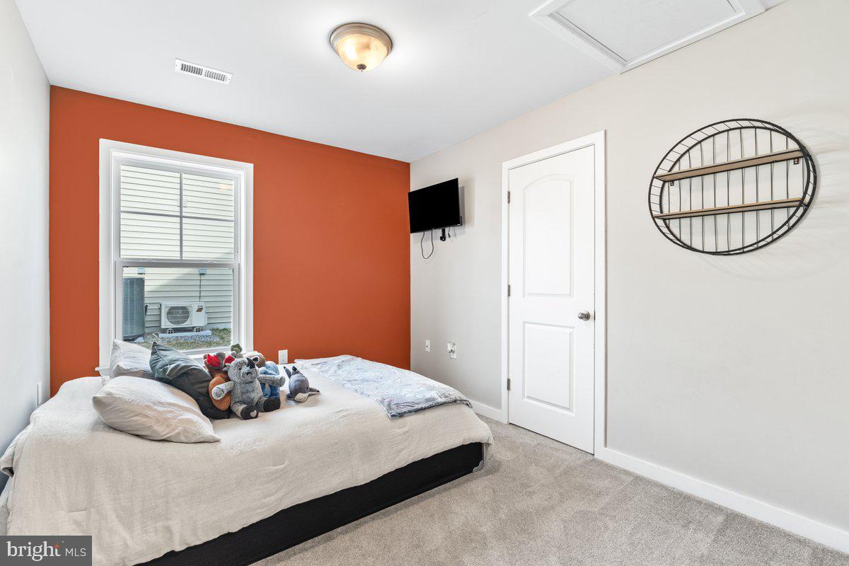 HARVEST GLEN - Residential