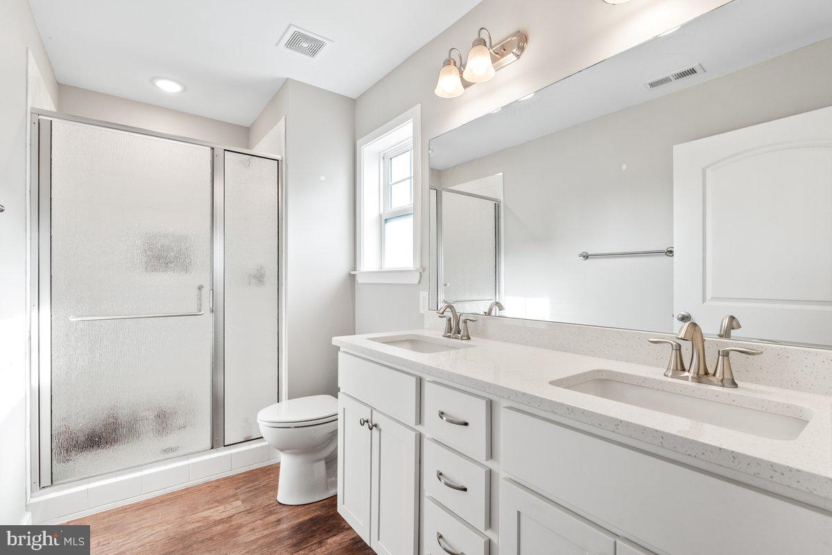 HARVEST GLEN - Residential