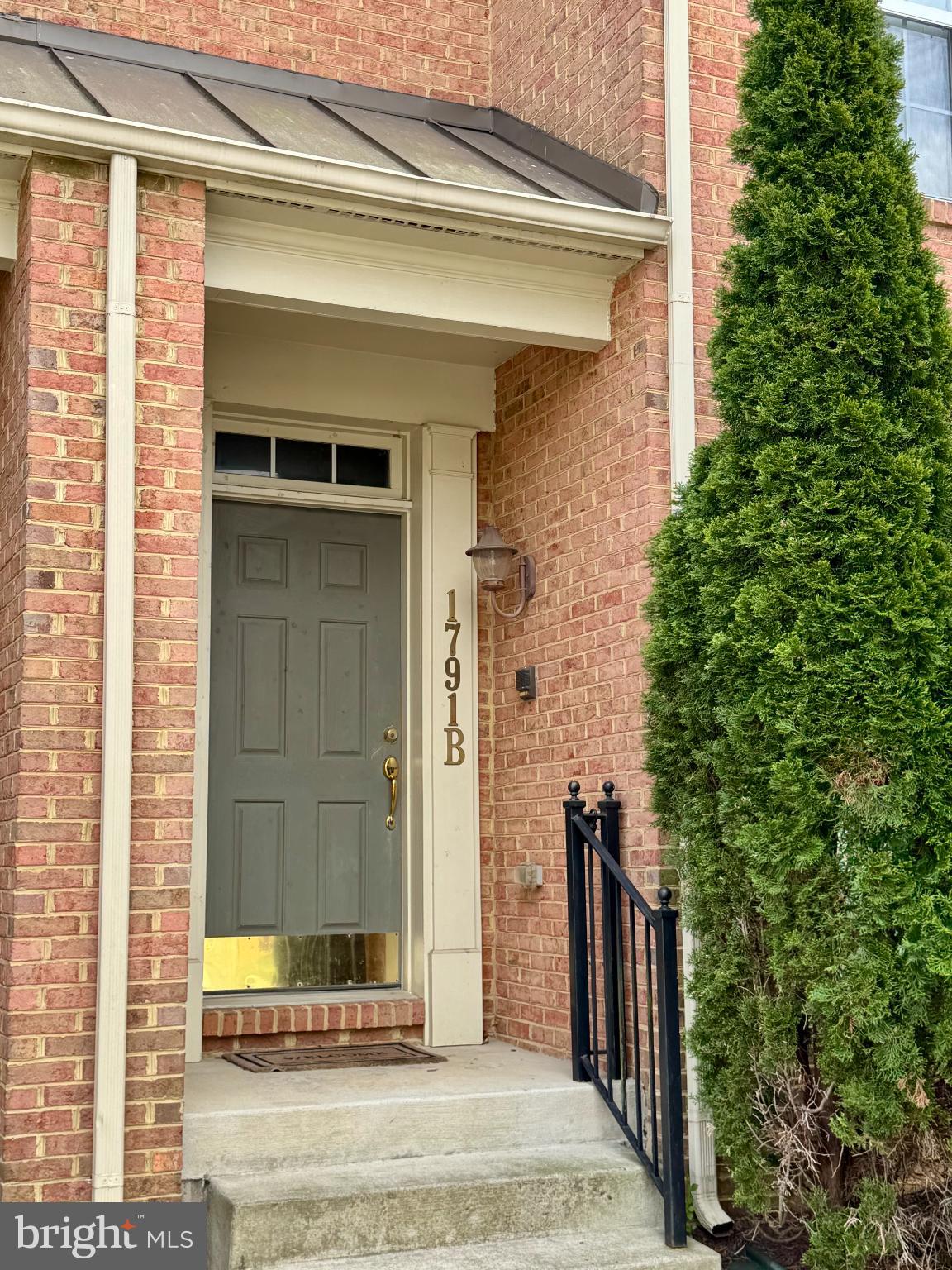 1791 WHEYFIELD DRIVE B 19-B