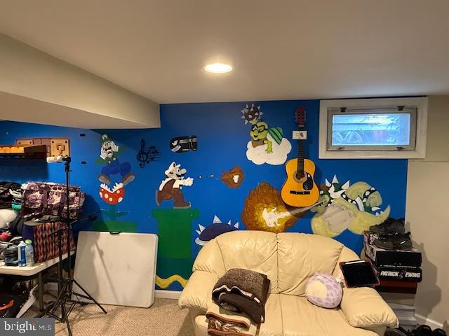 HILLCREST - Residential