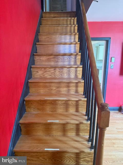 HILLCREST - Residential