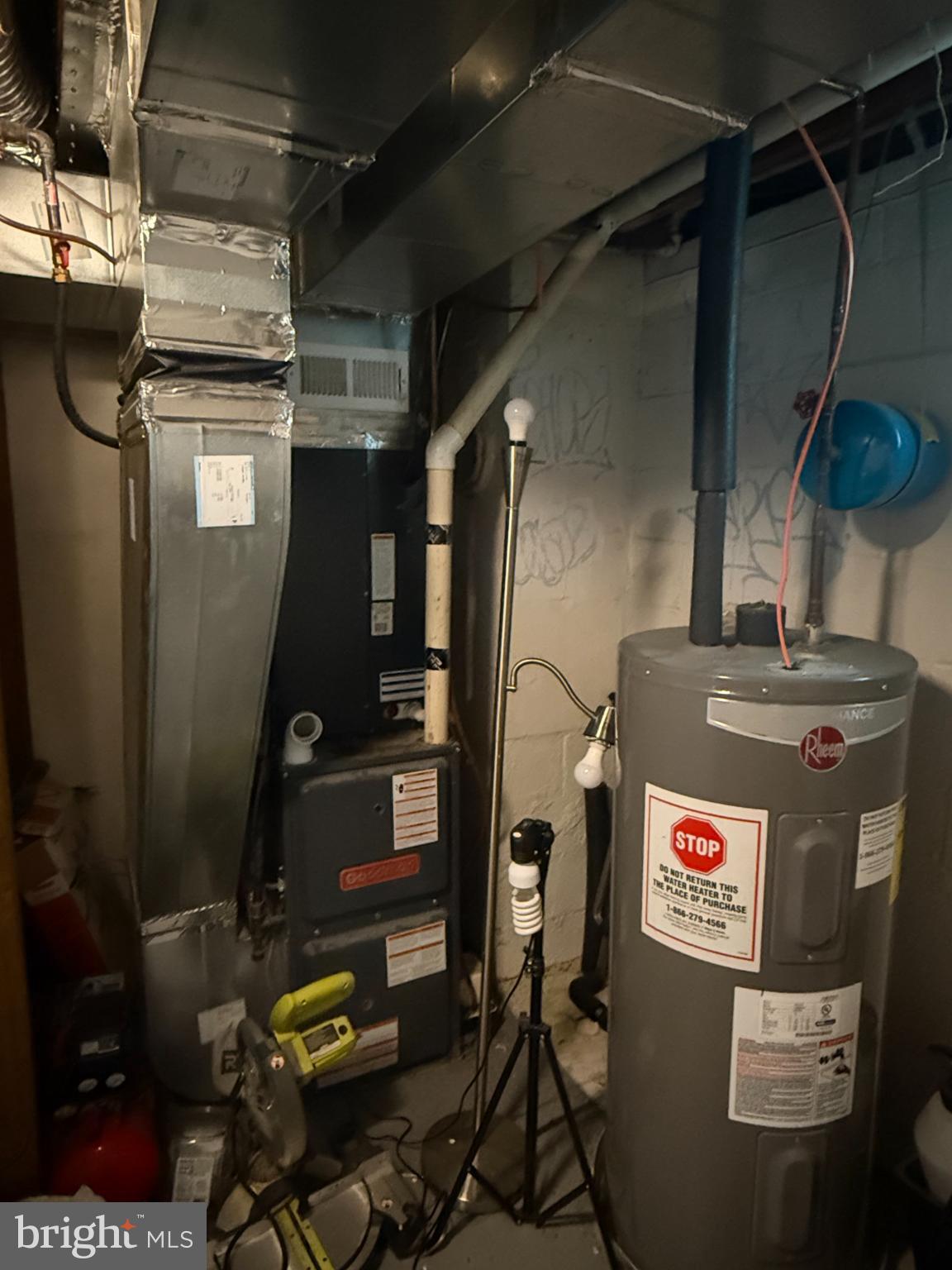 HILLCREST - Residential