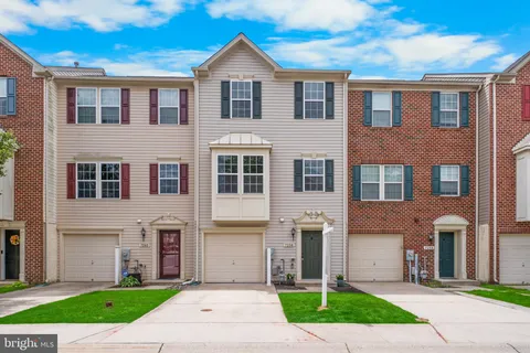 7258 Mockingbird Circle, Glen Burnie, MD MLS: MDAA2114630