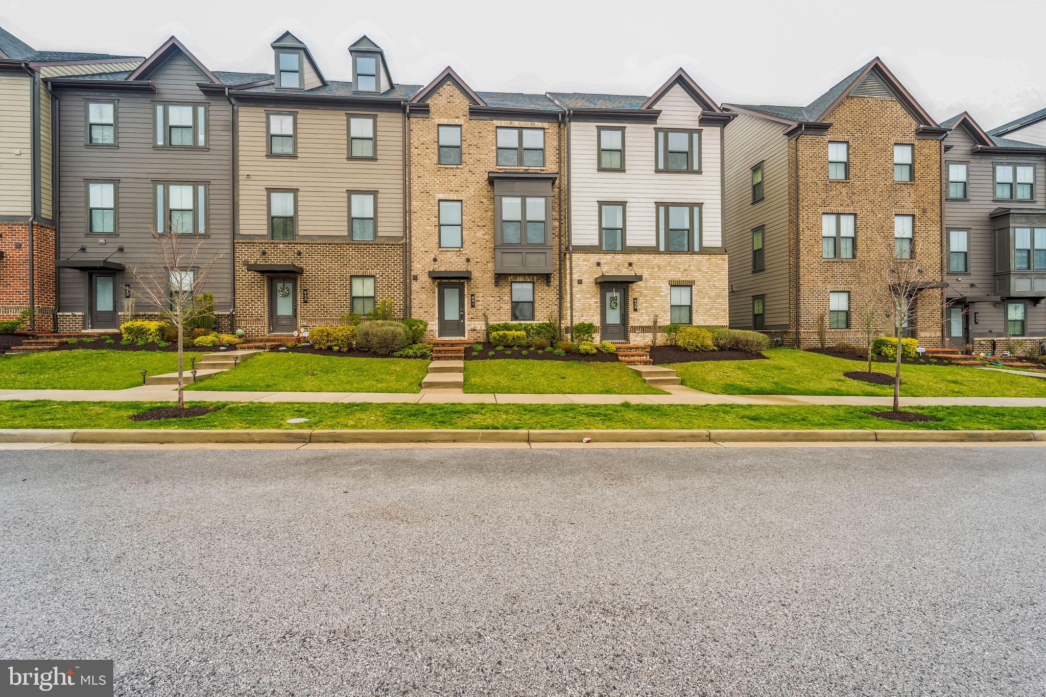 GREENLEIGH AT CROSSROADS - Residential