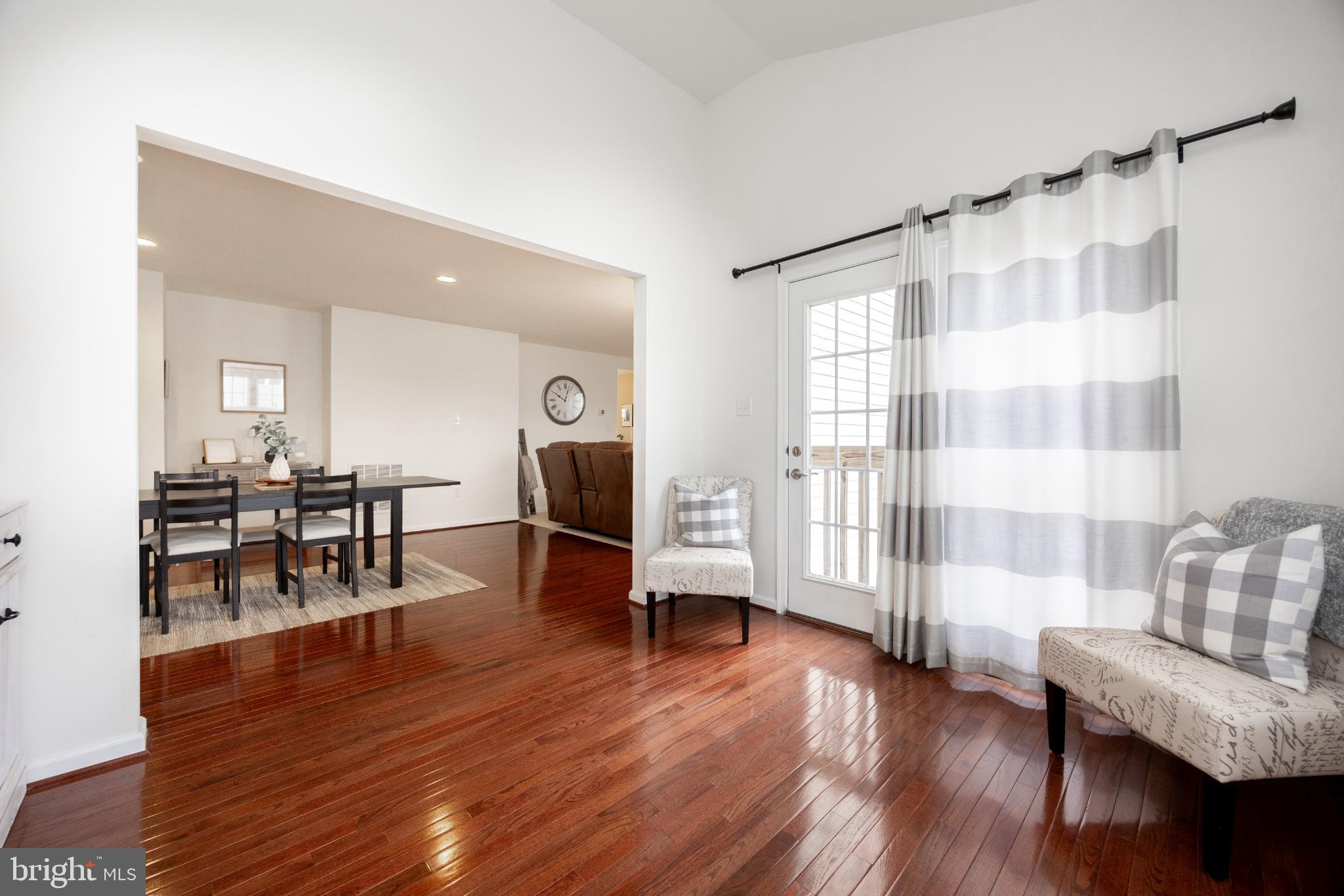 OAKCREST - Residential