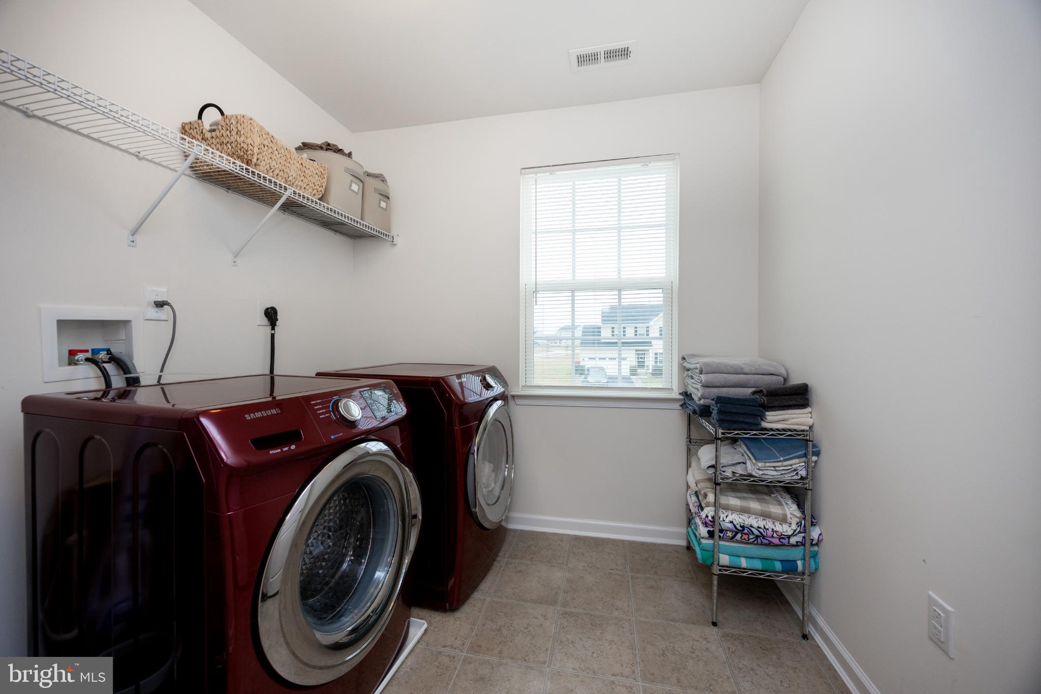 OAKCREST - Residential