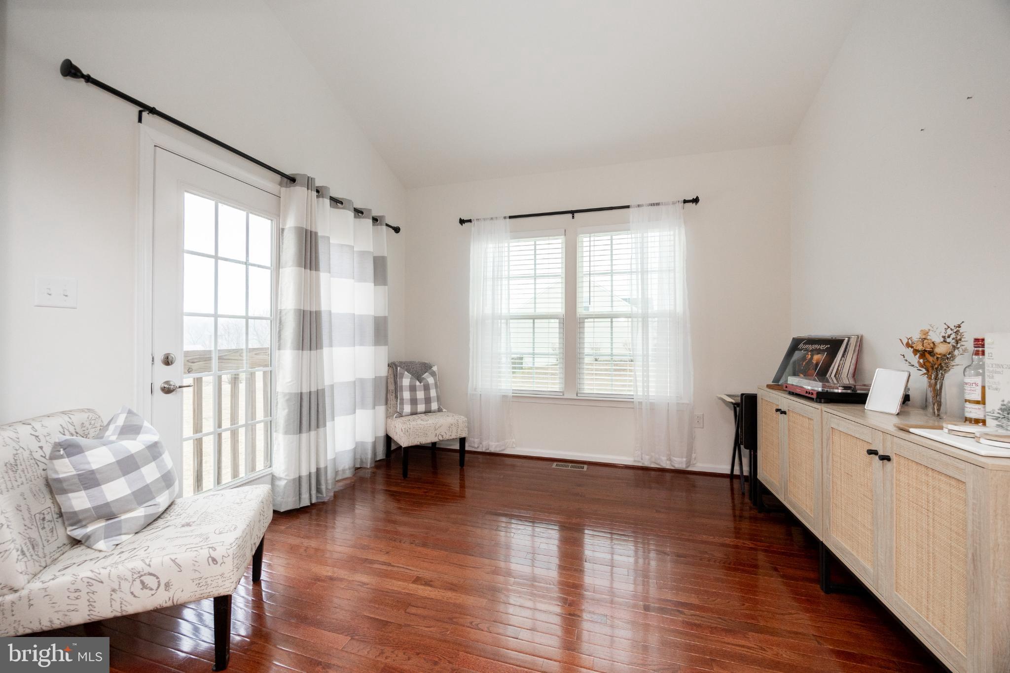 OAKCREST - Residential