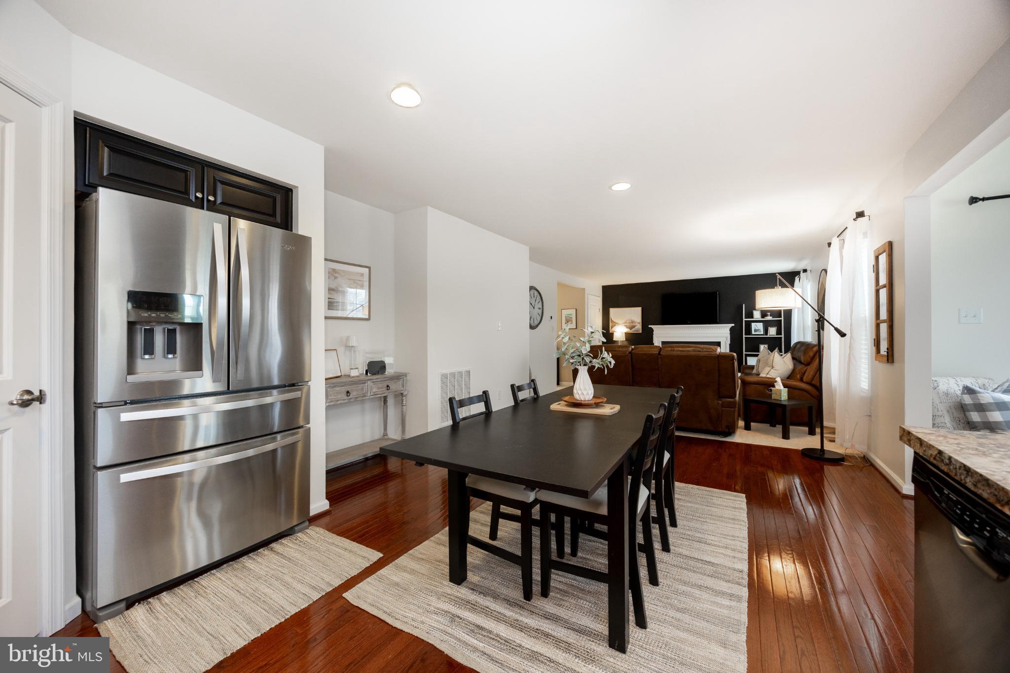 OAKCREST - Residential