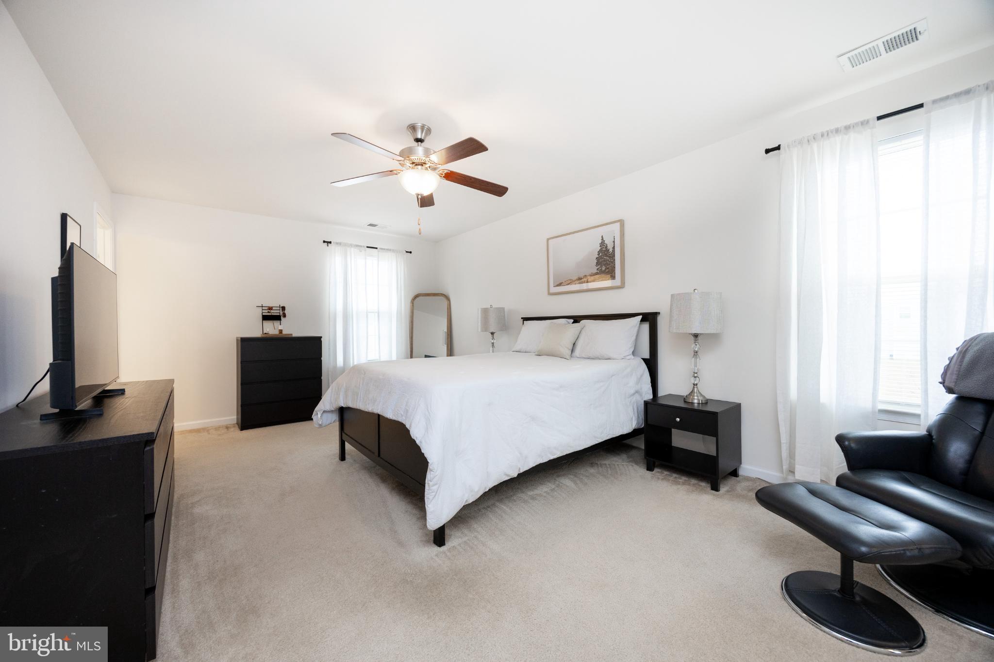 OAKCREST - Residential