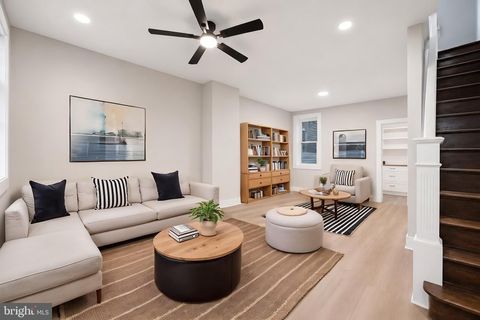 Townhouse For Rent - 231 E Phil Ellena Street<br/> PHILADELPHIA, PA 19119
