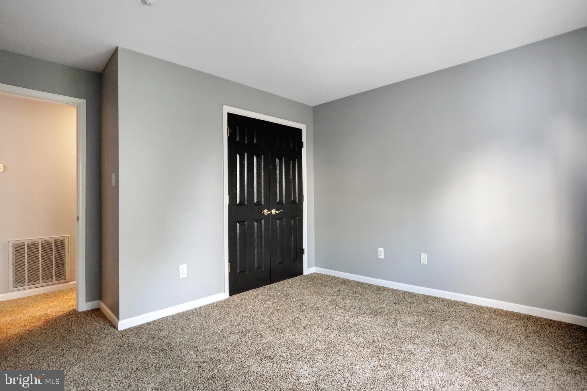 POTOMAC RIDGE - Residential Lease