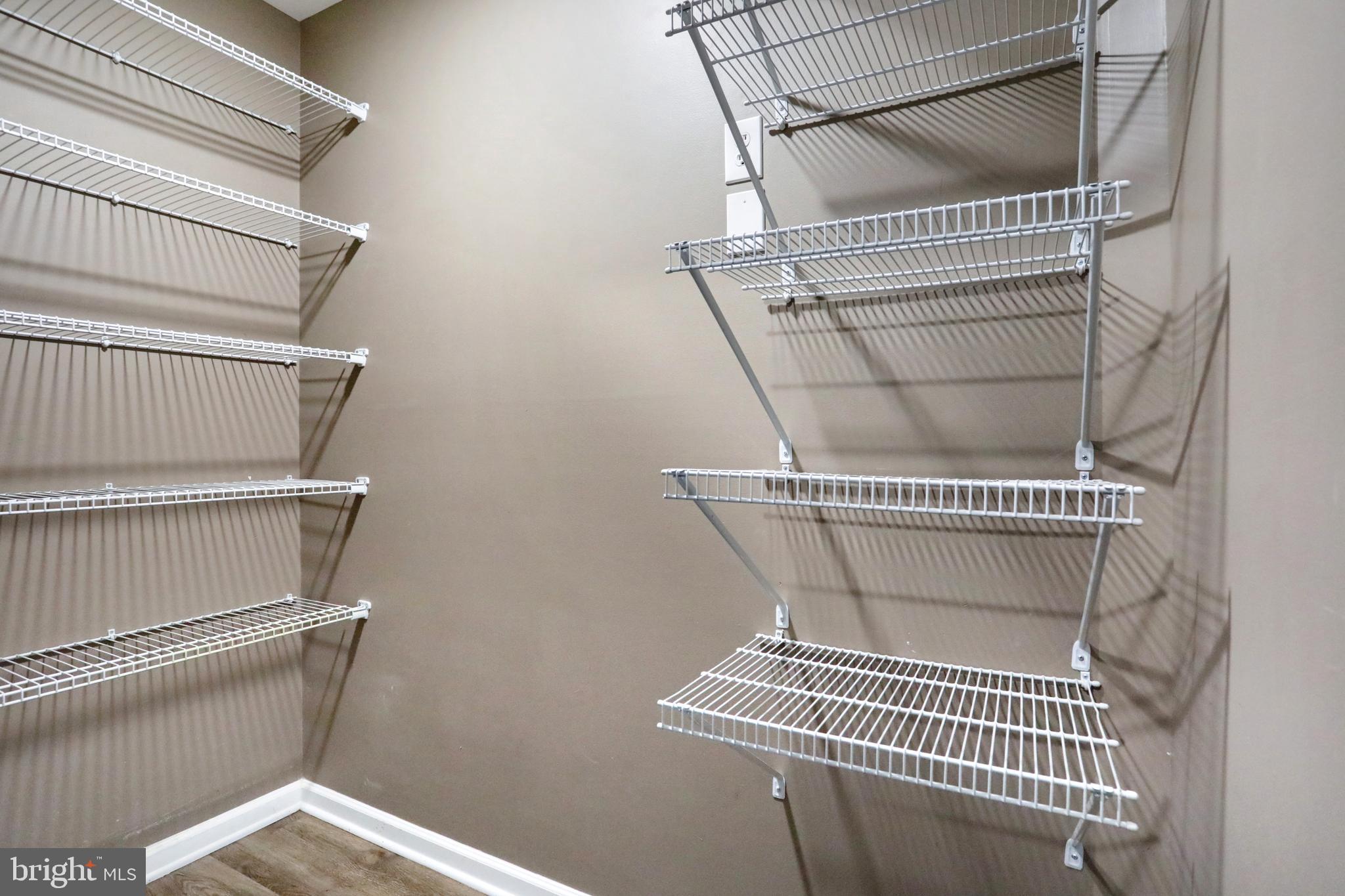 POTOMAC RIDGE - Residential Lease