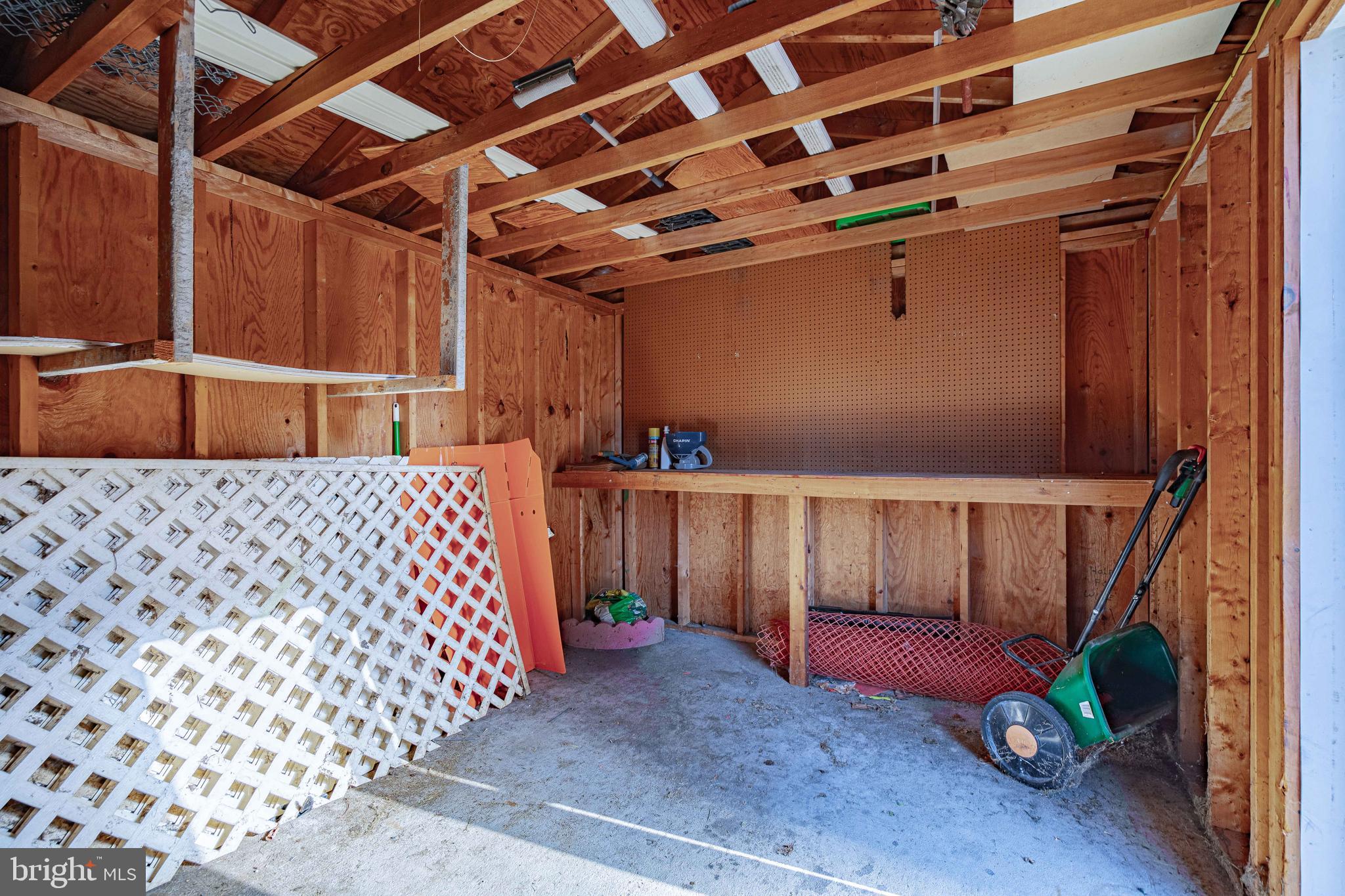 NEWBRIDGE PARK - Residential