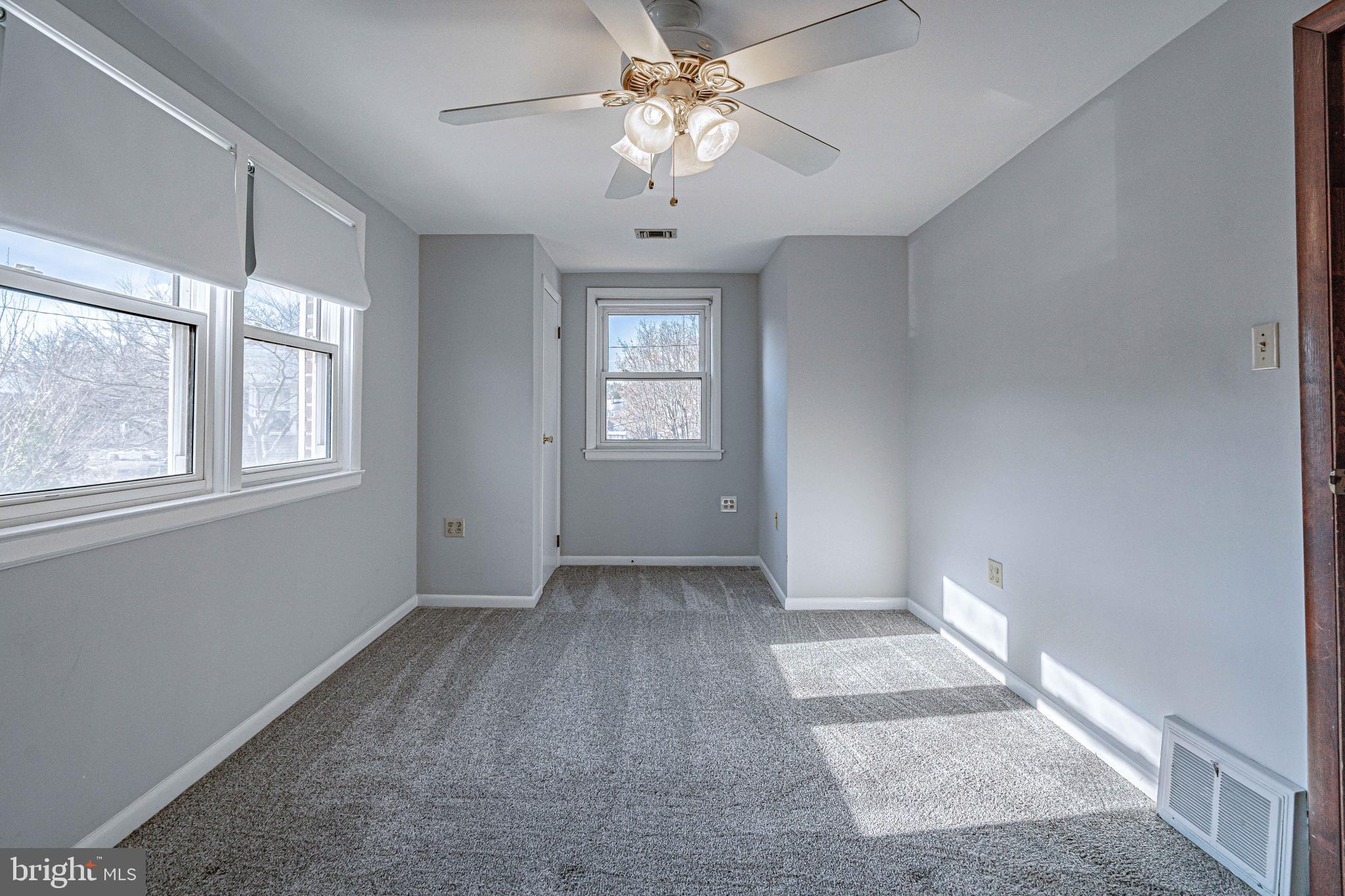 NEWBRIDGE PARK - Residential