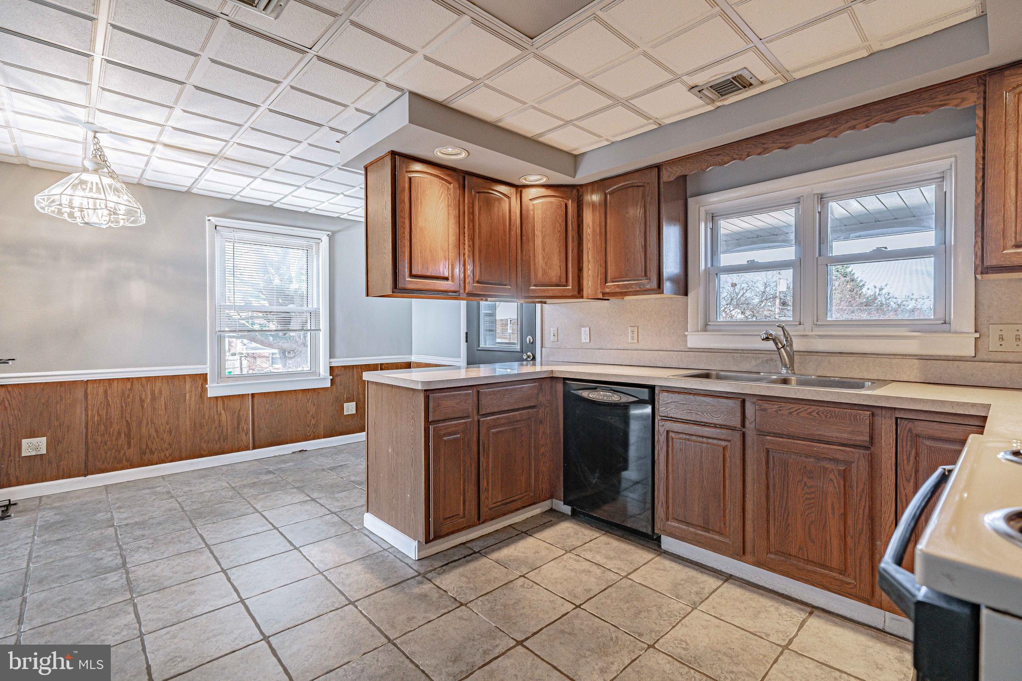 NEWBRIDGE PARK - Residential